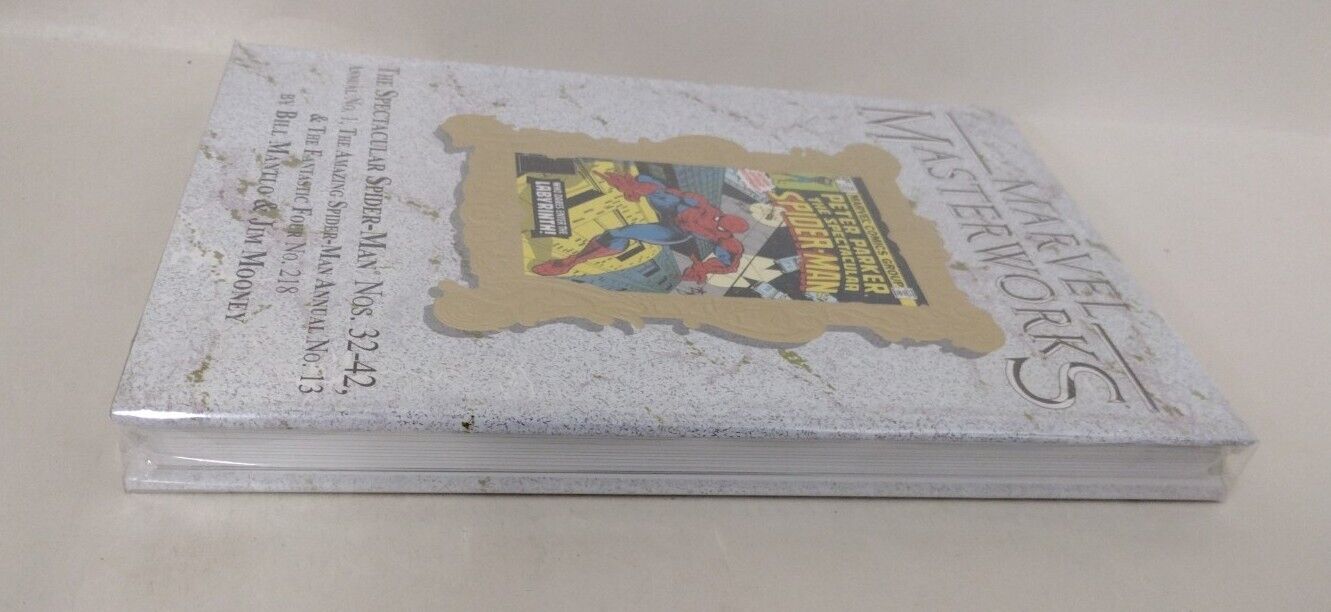 Marvel Masterworks SPECTACULAR SPIDER-MAN HC Vol 3 DM Variant 290 New Sealed