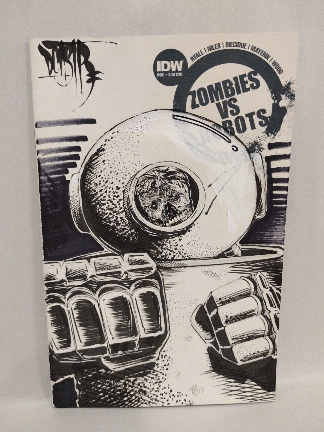 Zombies VS Robots #1 (2015) IDW Sketch Cover Comic W Original Dave Castr Art