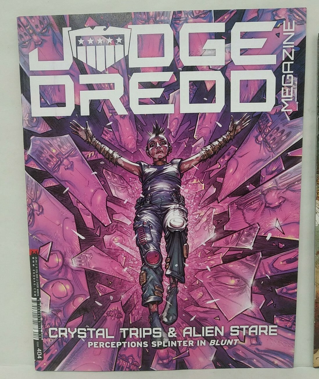 Judge Dredd Megazine 404 (2019) W Companion OP Overlord Comic Dark Judges