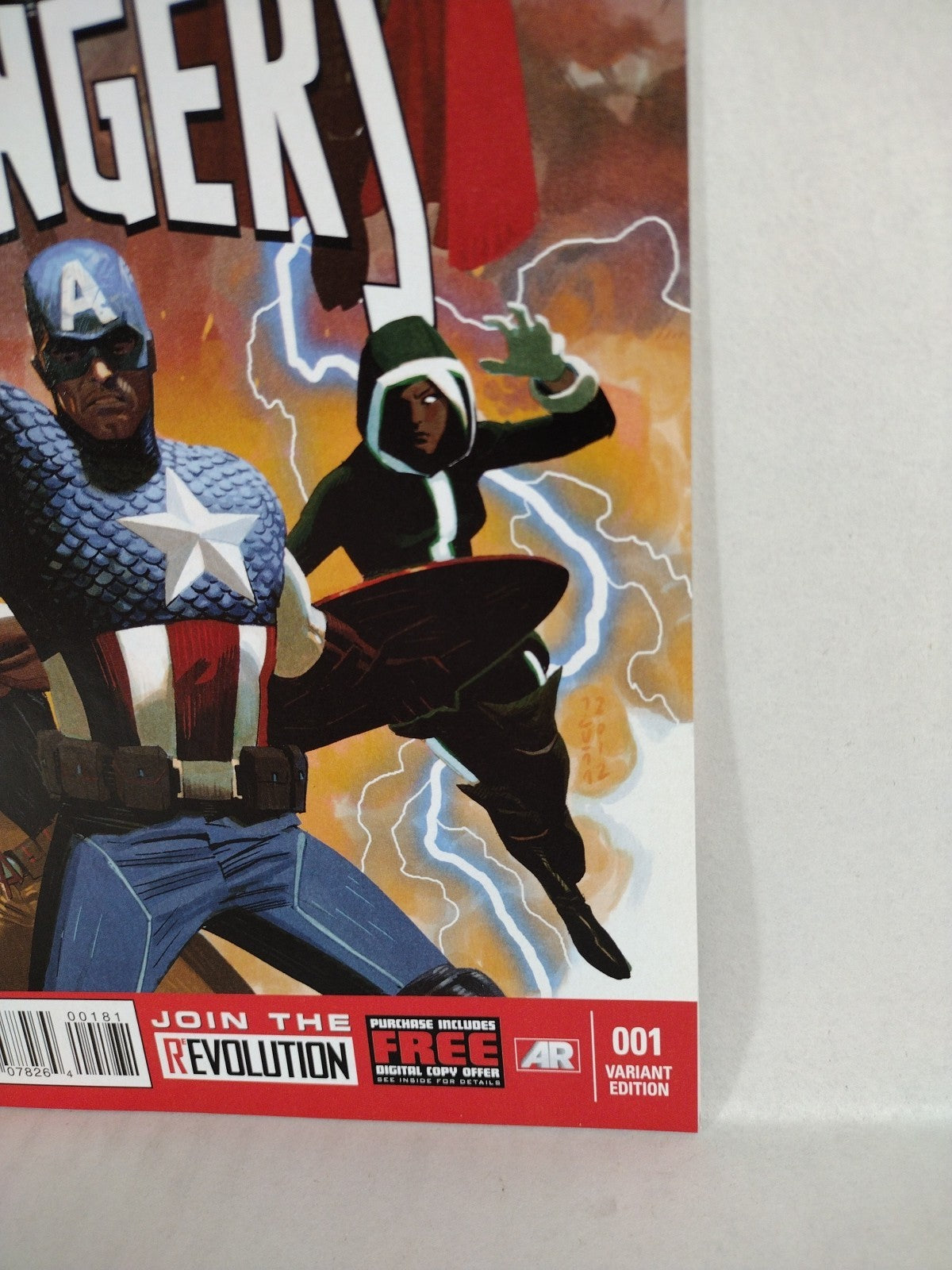 Uncanny Avengers #1 (2012) Marvel Comic 1:50 Daniel Acuna Variant