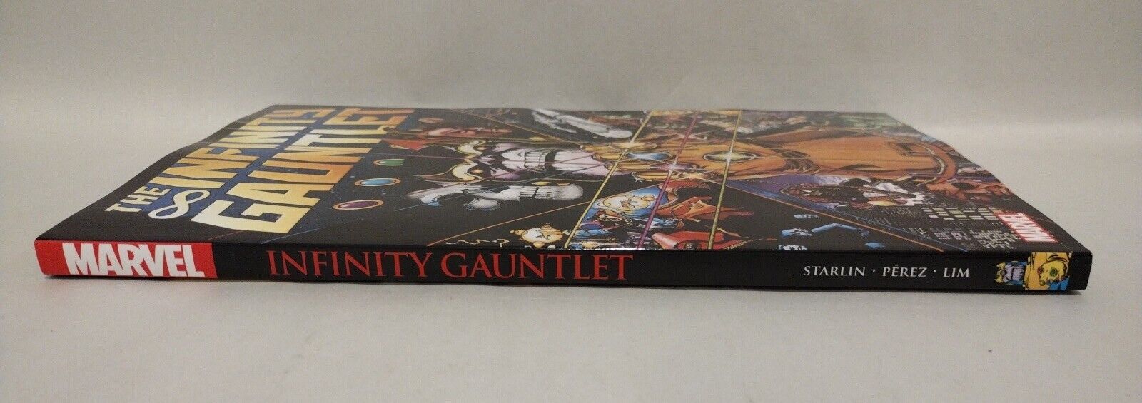 Infinity Gauntlet by George Perez (2011, Trade Paperback) New Printing (NEW)