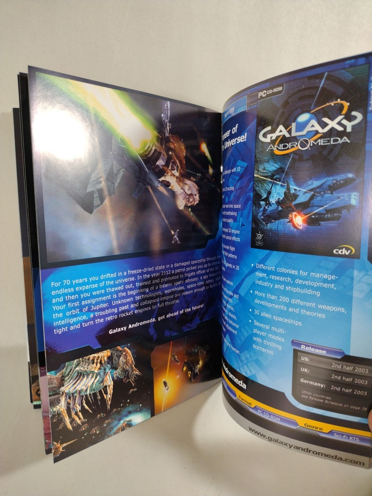 CDV Video Game Company E3 2003 Product Catalog w/CD Blitzkrieg Lula 3D Vultures