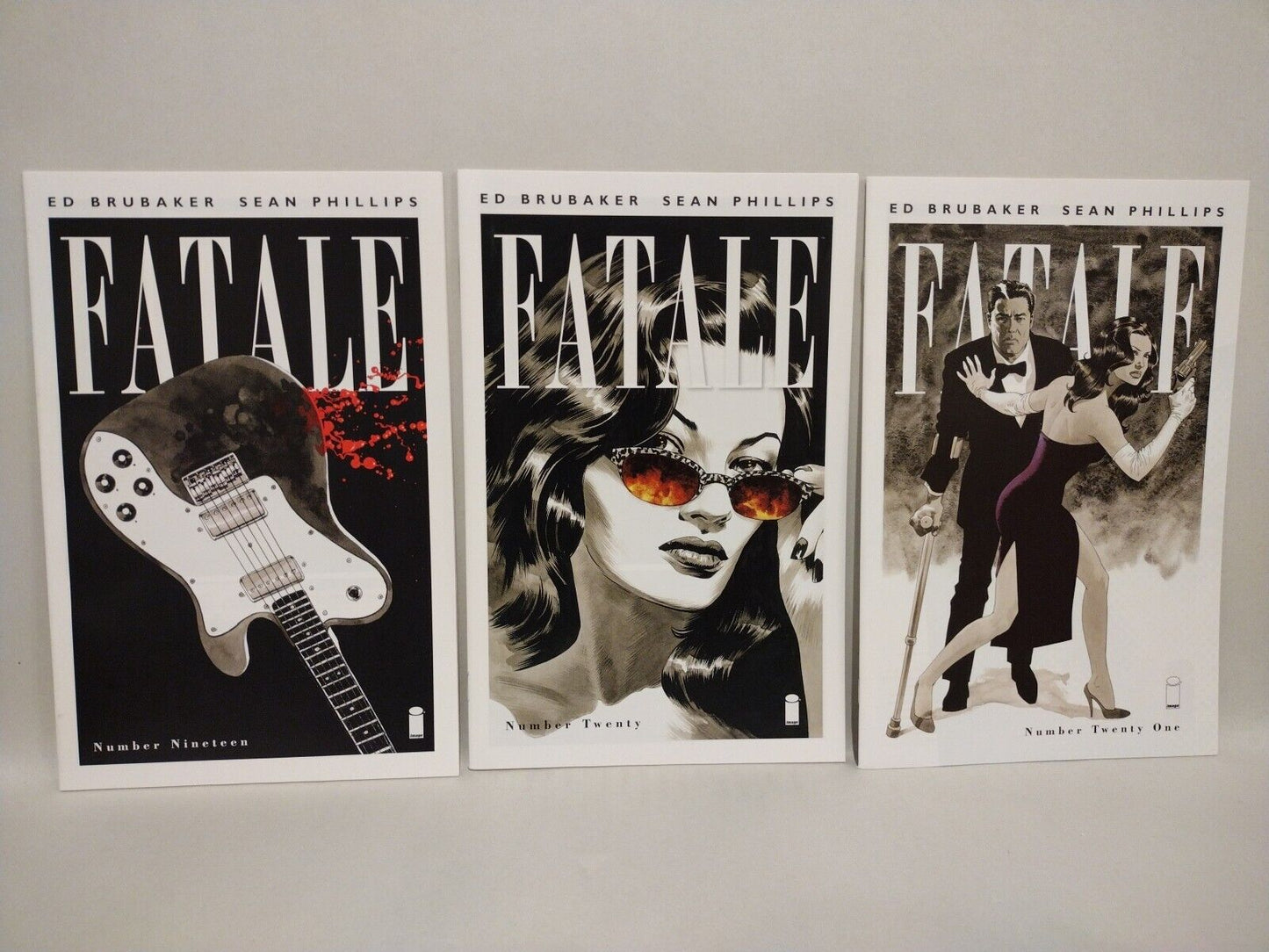 Fatale (2012) Image Comic Lot Set #1-21 Ed Brubaker Sean Phillips VF-NM