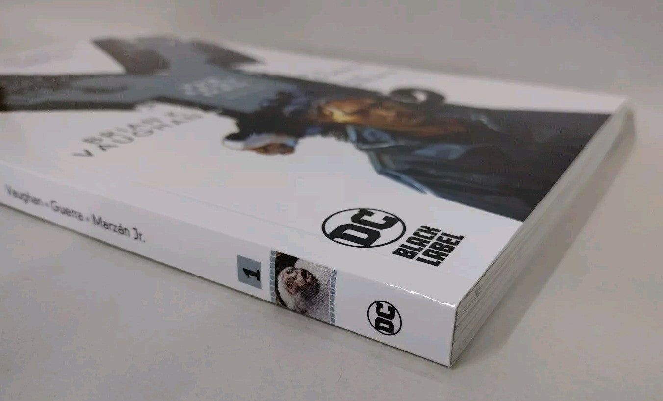 Y: the Last Man Book 1 (2014) DC Black Label Collects #1-10 Brian K. Vaughn New
