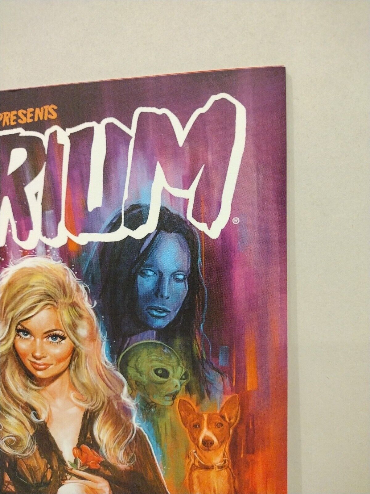 Delirium #29 (2021) Full Moon Horror Movie Magazine Axelle Carolyn Exclusive 