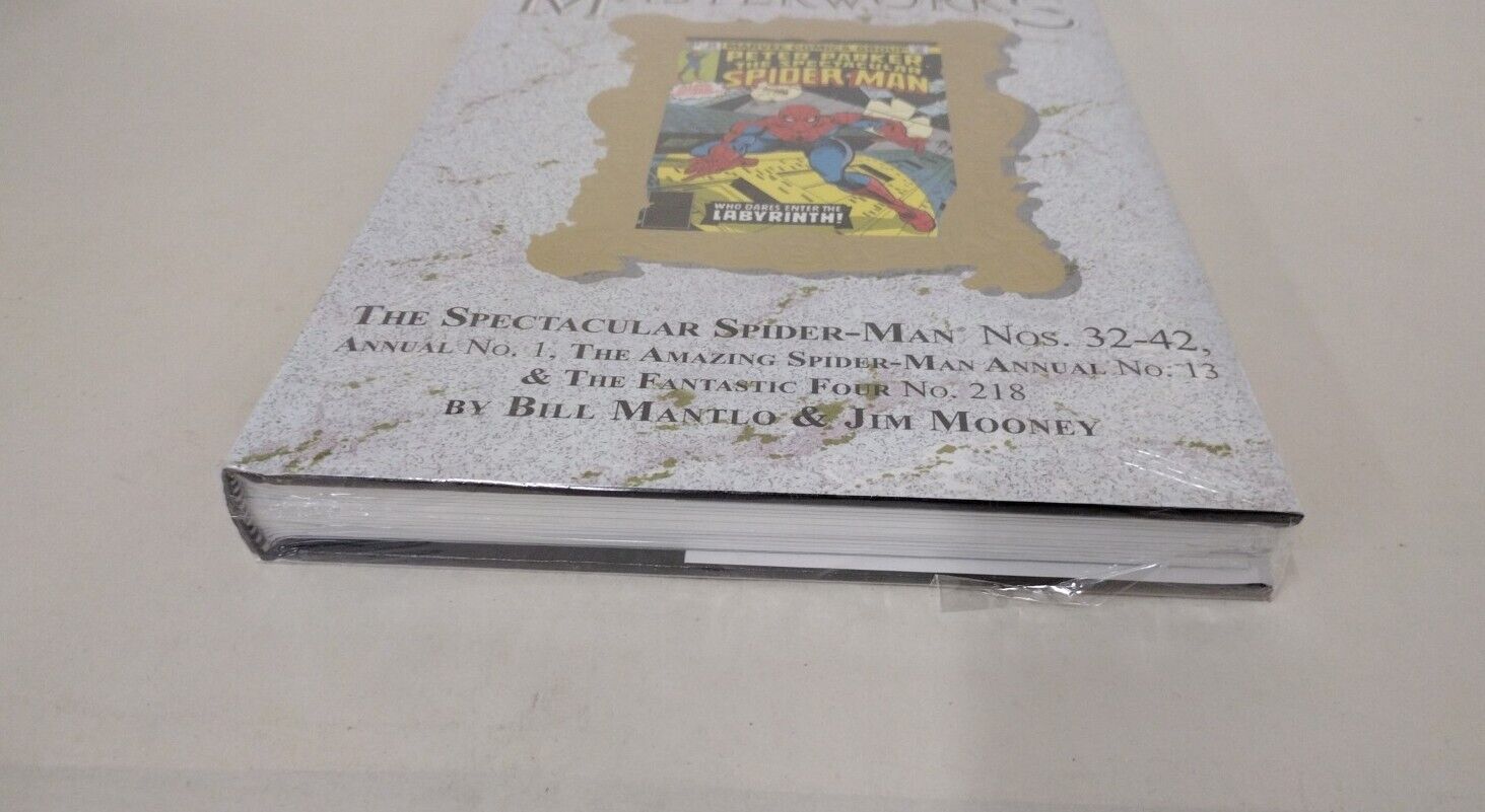 Marvel Masterworks  SPECTACULAR SPIDER-MAN HC Vol 3 DM Variant 290 New Sealed