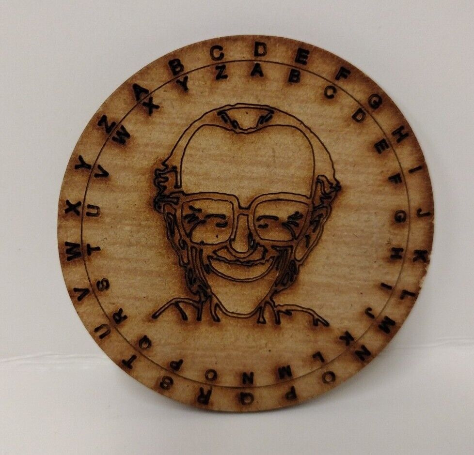 Rare STAN LEE (2015) Laser Cut Wooden Decoder Coin Sweet! Hollywood Gamepiece