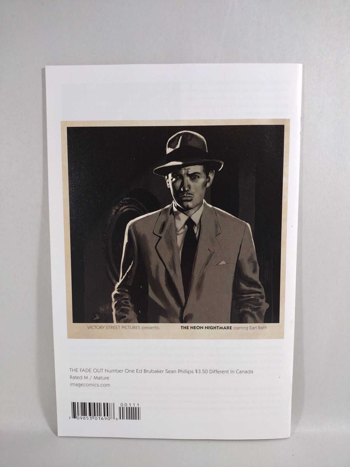 Fade Out (2014) Image Comic Lot #1 2 3 4 5 + Signed Brubaker Phillips Sticker NM