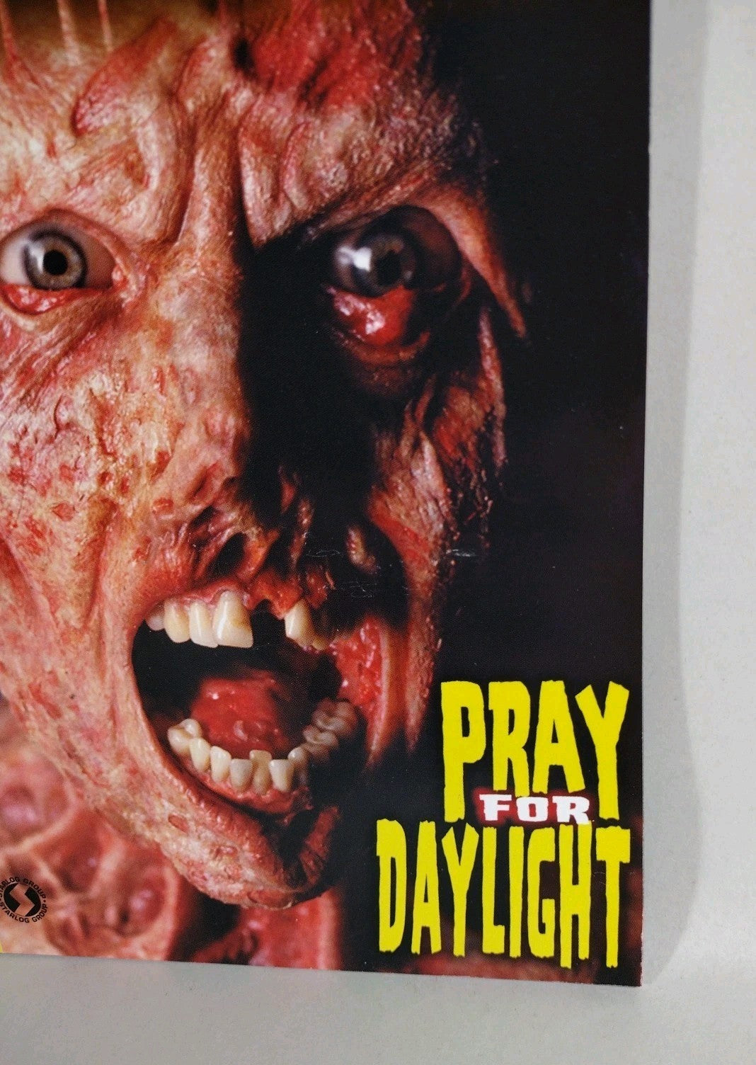 FANGORIA Magazine #220 (2003) Darkness Falls Jeepers Creepers 2 Dream Catcher NM