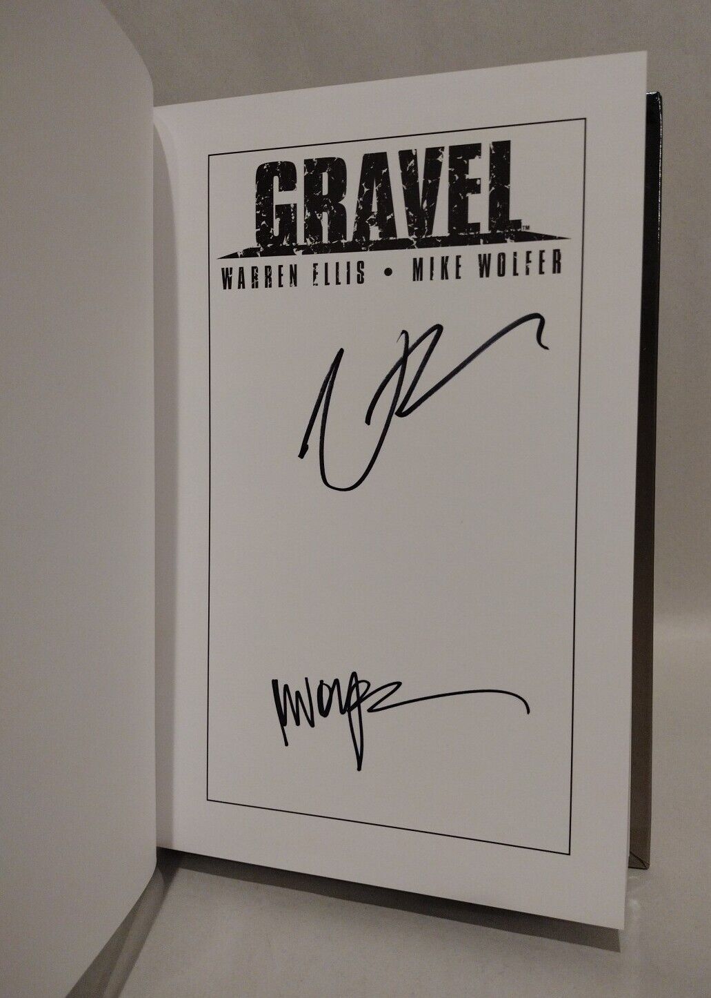 GRAVEL Never A Dull Day (2008) Avatar Omnibus HC 2x Signed Edition Warren Ellis