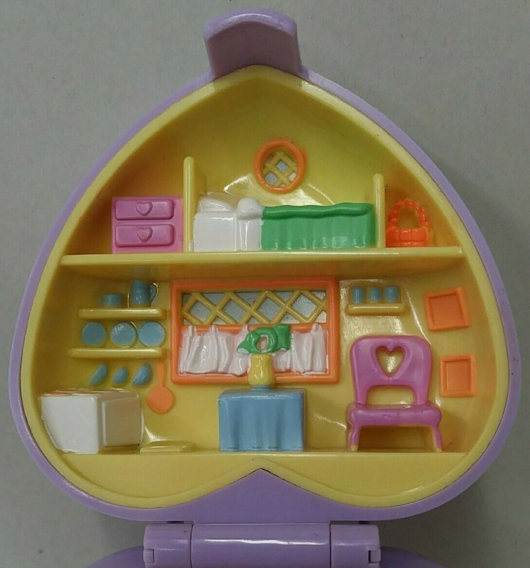 Polly Pocket (1992) Pretty Bunnies Purple Heart Compact Shell w Figure BlueBird