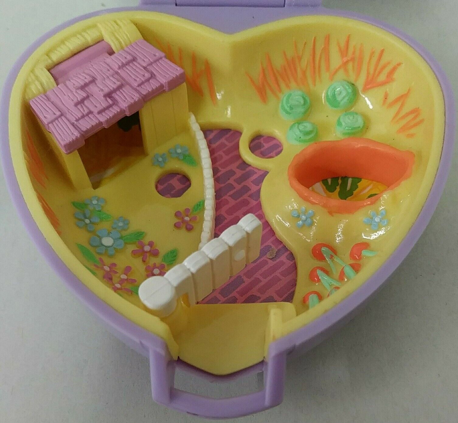 Polly Pocket (1992) Pretty Bunnies Purple Heart Compact Shell w Figure BlueBird