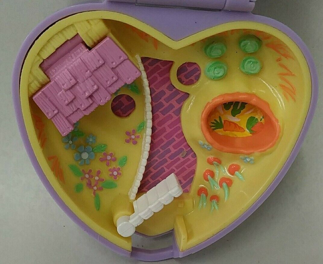 Polly Pocket (1992) Pretty Bunnies Purple Heart Compact Shell w Figure BlueBird