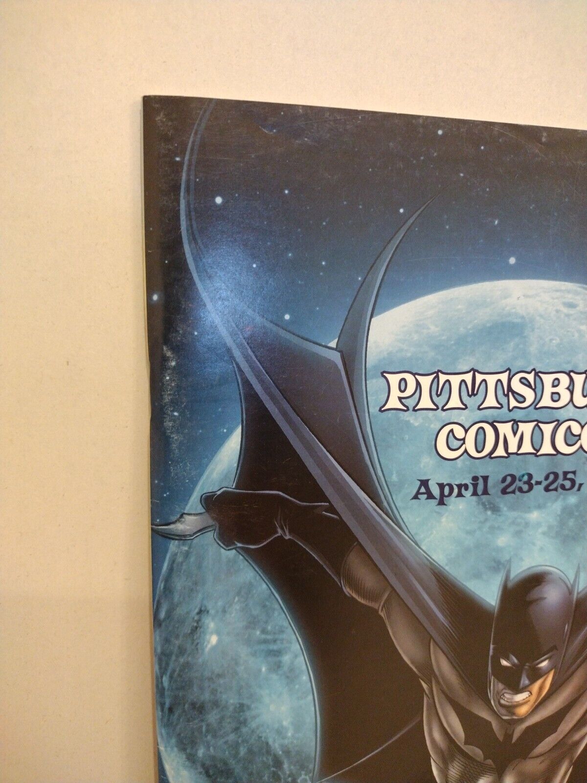 Pittsburgh Comic con 2010 Tucci Batman Cvr Convention Program Signed Tim Vigil 