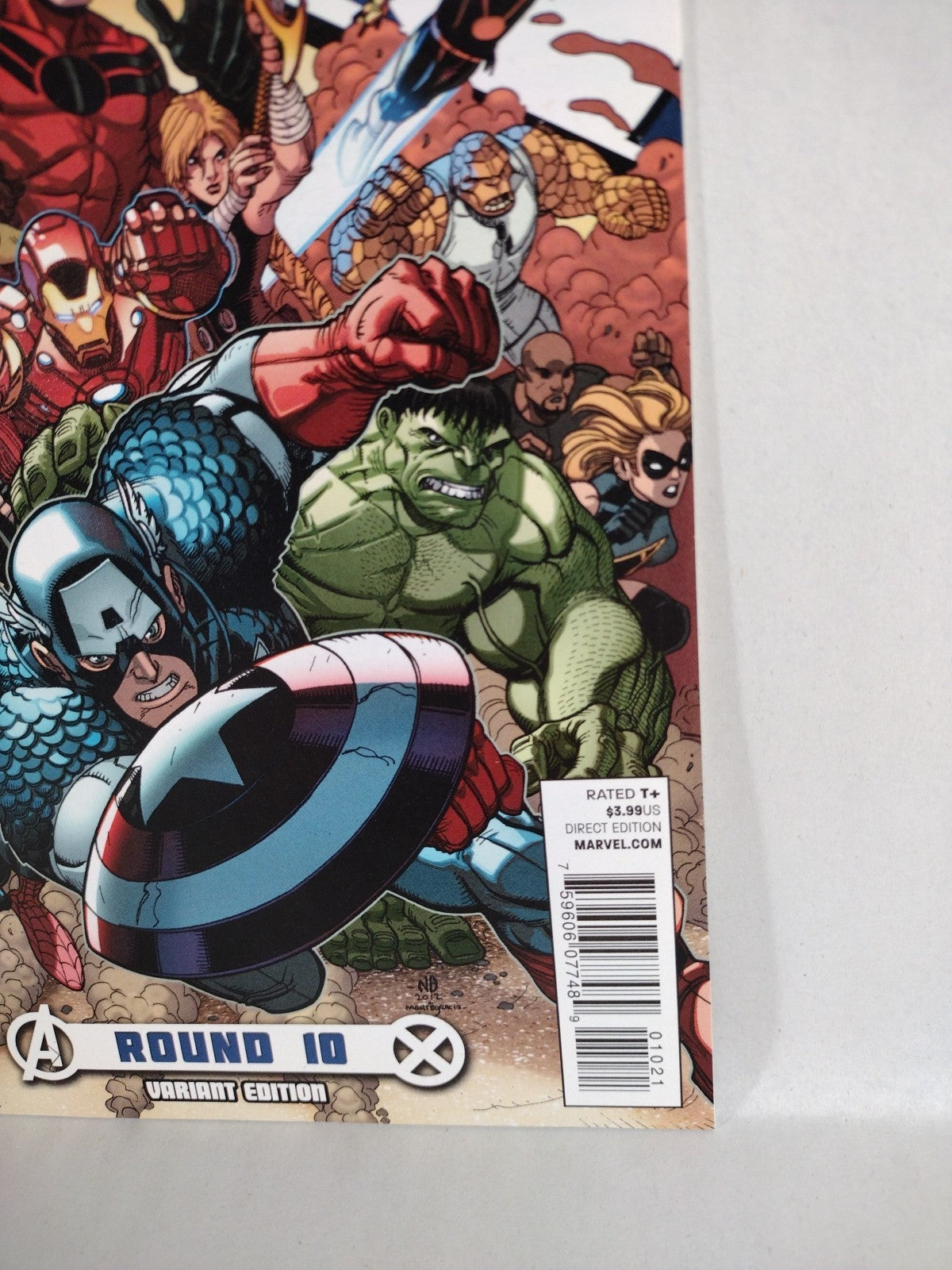 Avengers vs X-Men #10 (2012) Marvel Comics Nick Bradshaw Ratio Variant 1:100 NM