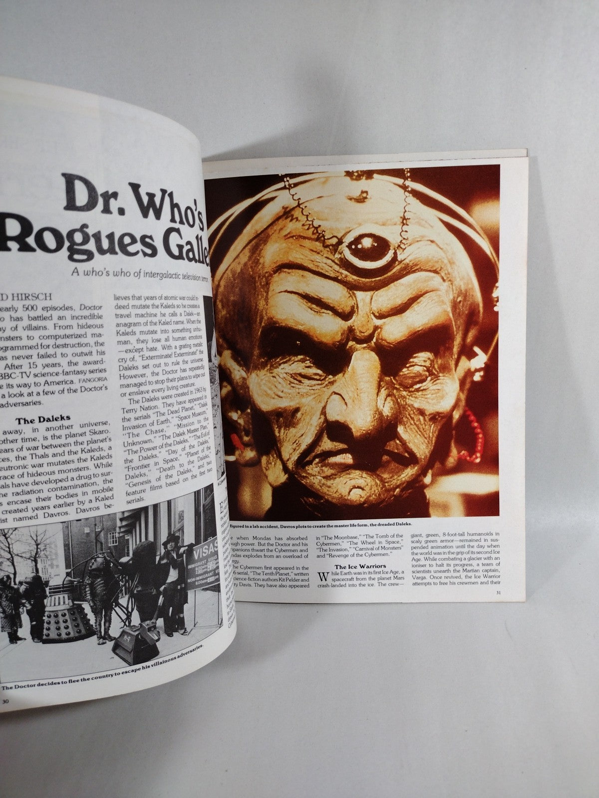 FANGORIA Magazine #2 (1979) Prophecy Phantasm War Of The Worlds W Poster VF 