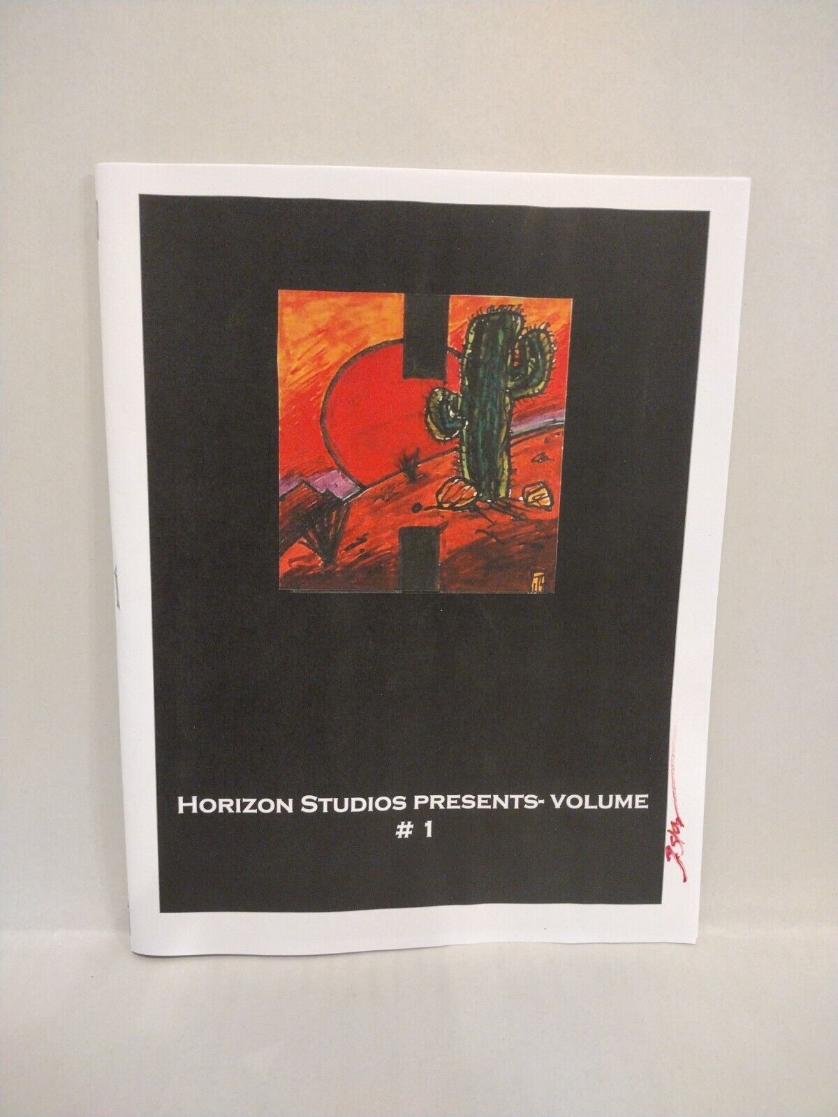 Horizon Studios (2023) Comic Lot Set Black Bat Ashcan Presents #1 Hellguard #0 