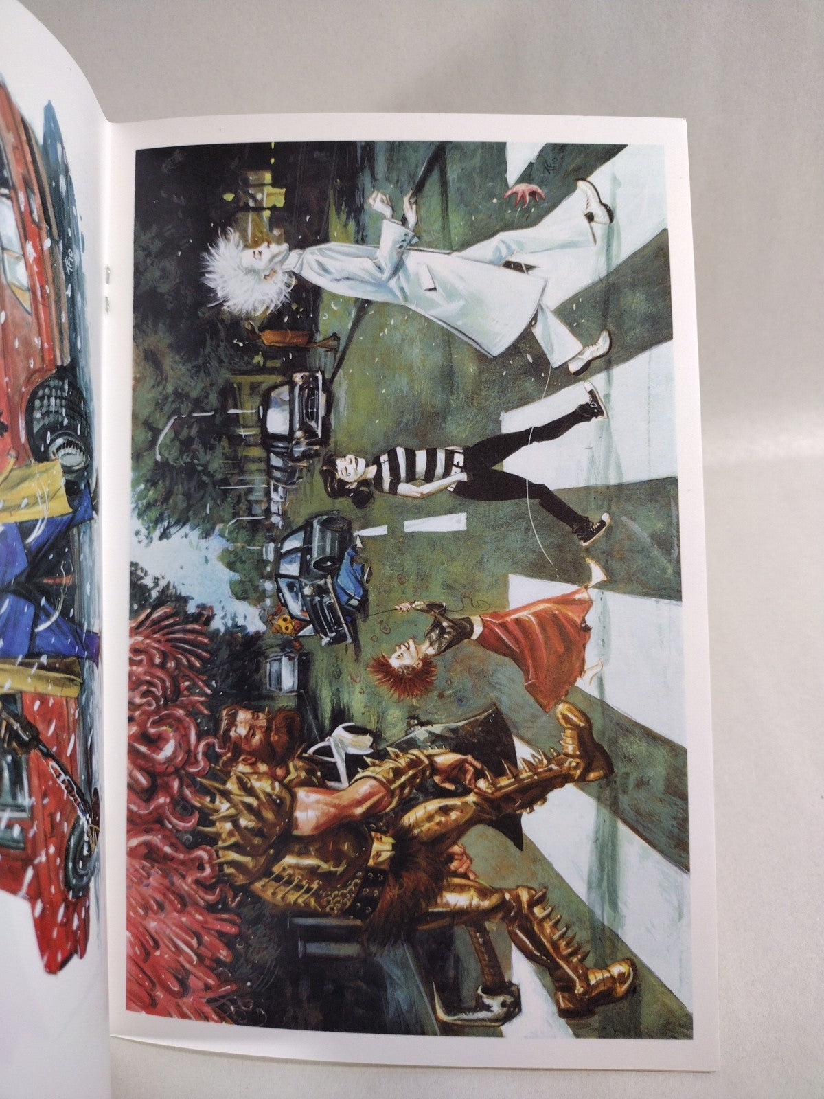 Commissioned Art By Tom Fowler (2010) 28 Pg Mini Art Magazine VF