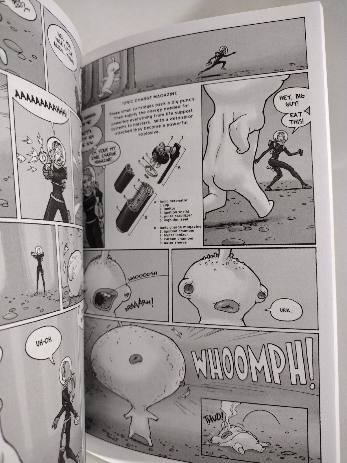 Agent 44 Art Digest (2004) Jake Parker Comic/Sketchbook 48 Pages FN-VF