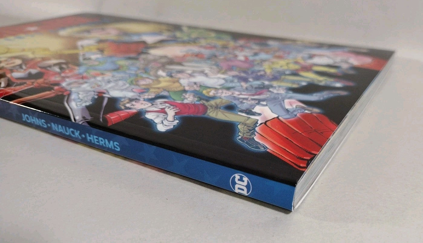 Stargirl The Lost Children (2023) DC Comics Geoff Johns Todd Nauck TPB SC New