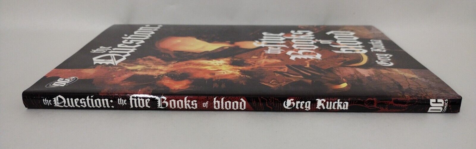 The Question Five Books Of Blood (2008) DC Hardcover Greg Rucka HC