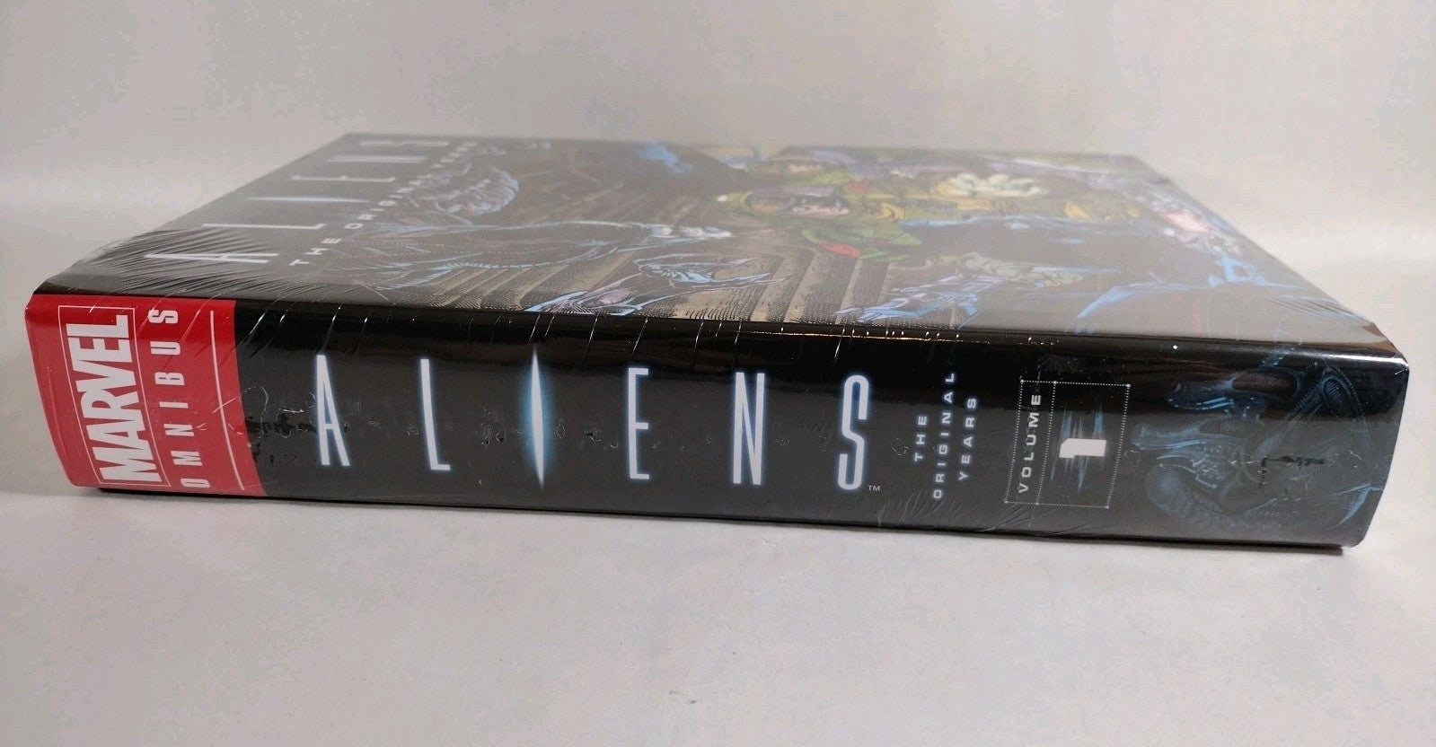 Aliens: The Original Years Omnibus Vol 1 Marvel HC DM Variant Cover New Sealed 