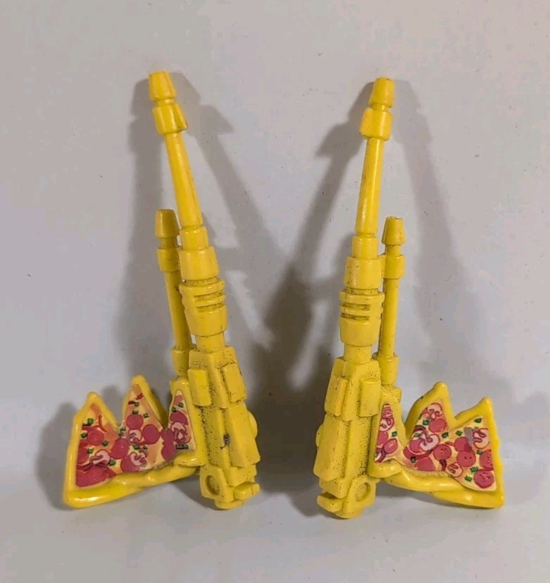 1993 TMNT Pizza Powered Turtle Prop Side-swipin Loaded Yellow Machine Gun Set