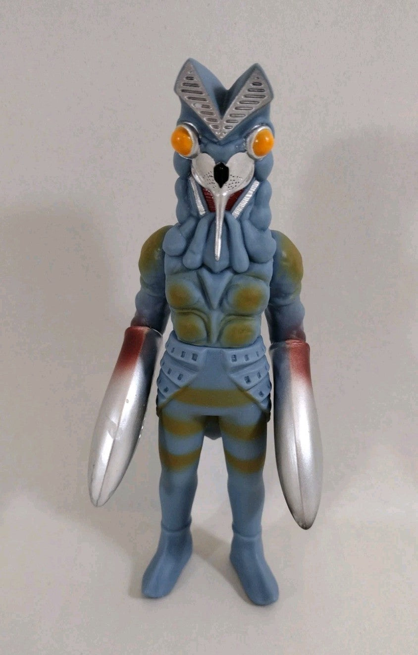Ultraman (2013) Ultra Monster 500 Series Alien Baltan Bandai 5.5" Figure Sofvi