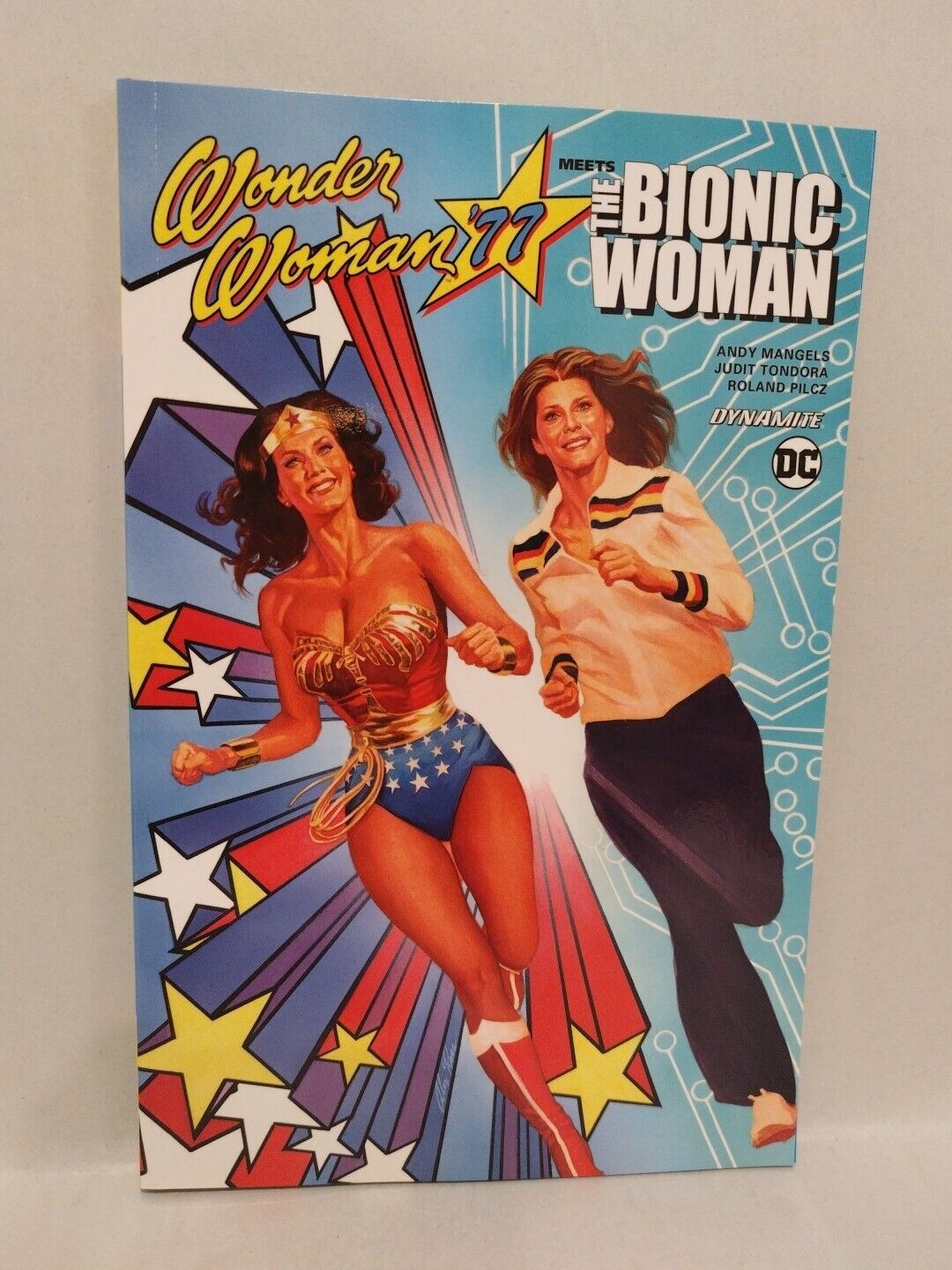 Wonder Woman '77 Meets the Bionic Woman (2017) Dynamite Comics TPB SC New