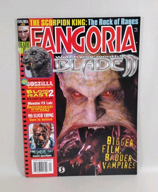 FANGORIA Magazine #211 (2002) Blade 2 Godzilla Resident Evil Blood Feast 2 VF