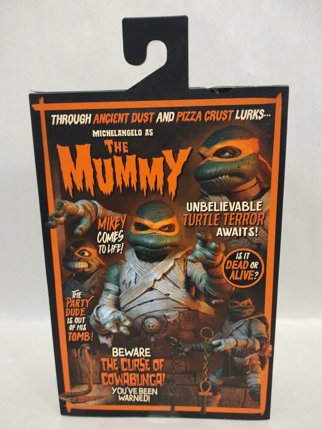 NECA Universal Monsters x Teenage Mutant Ninja Turtles Michelangelo as The Mummy