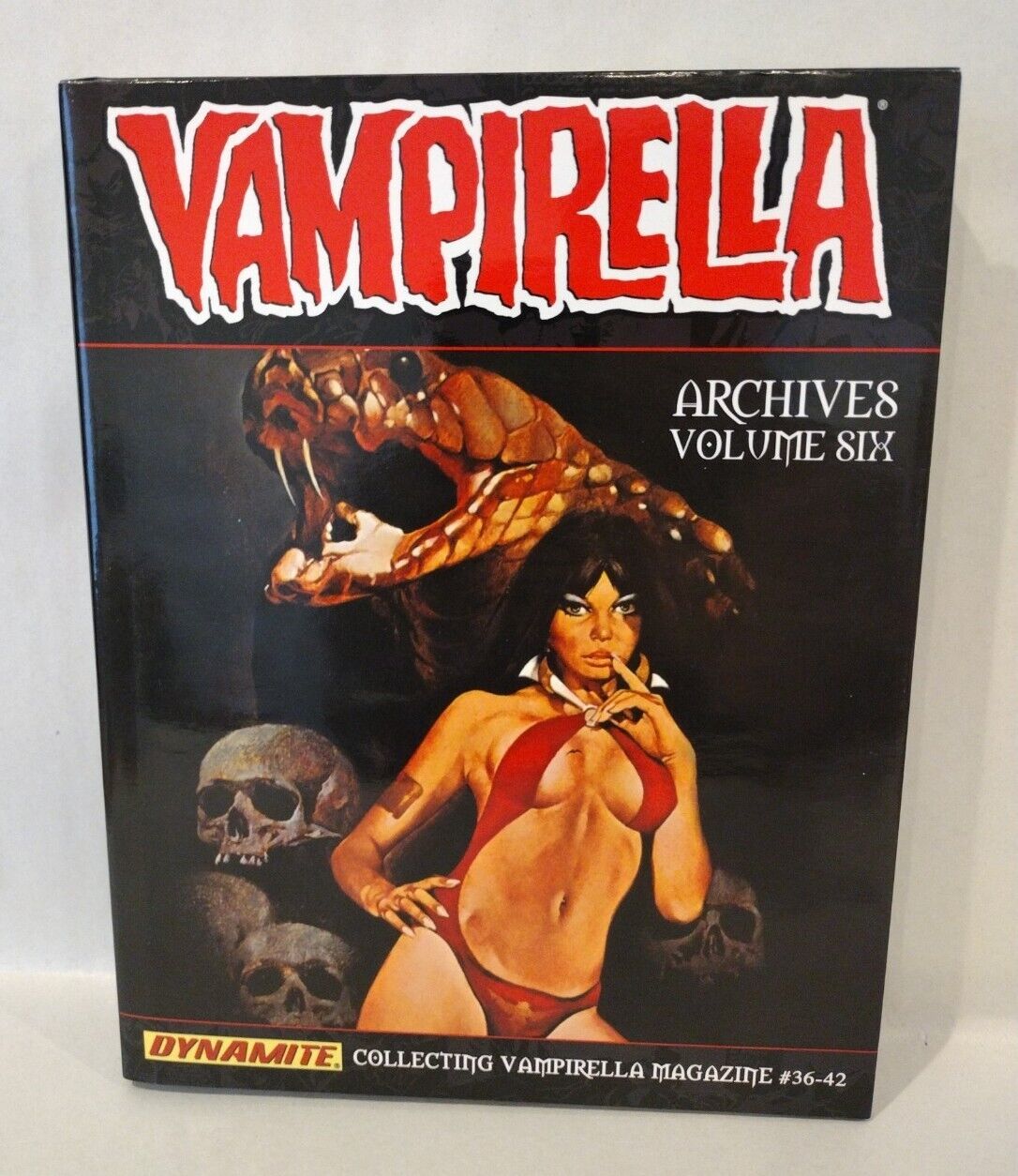 Vampirella Archives Vol 6 (2016) Dynamite Hardcover Warren Magazine Rep #36-42