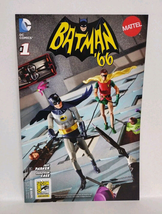 DC Comics! Batman '66! Issue #1 (2013)! SDCC Exclusive Variant!