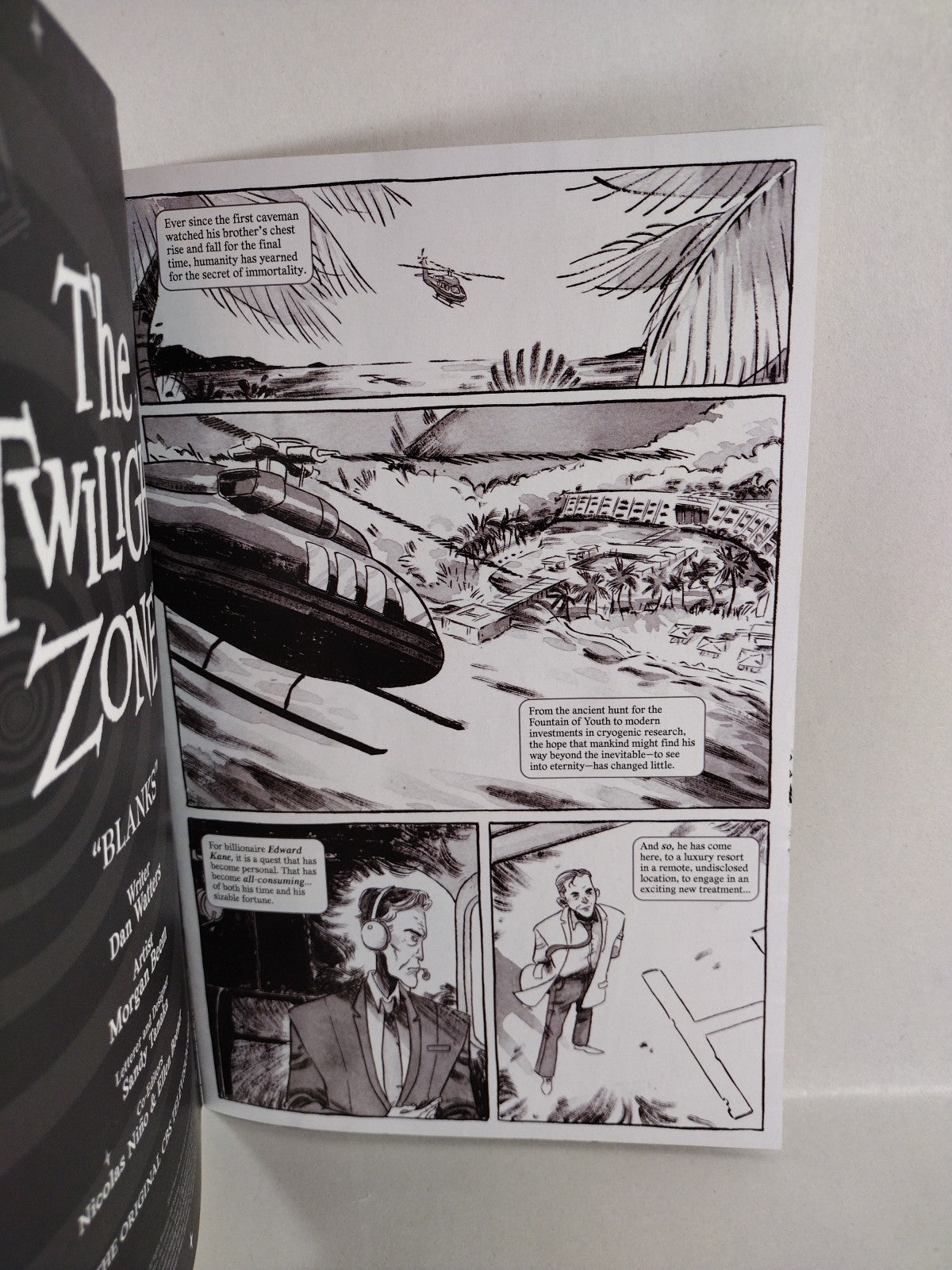 Twilight Zone #1 (2025) IDW Sketch Cover Variant Comic W Original Dave Castr Art