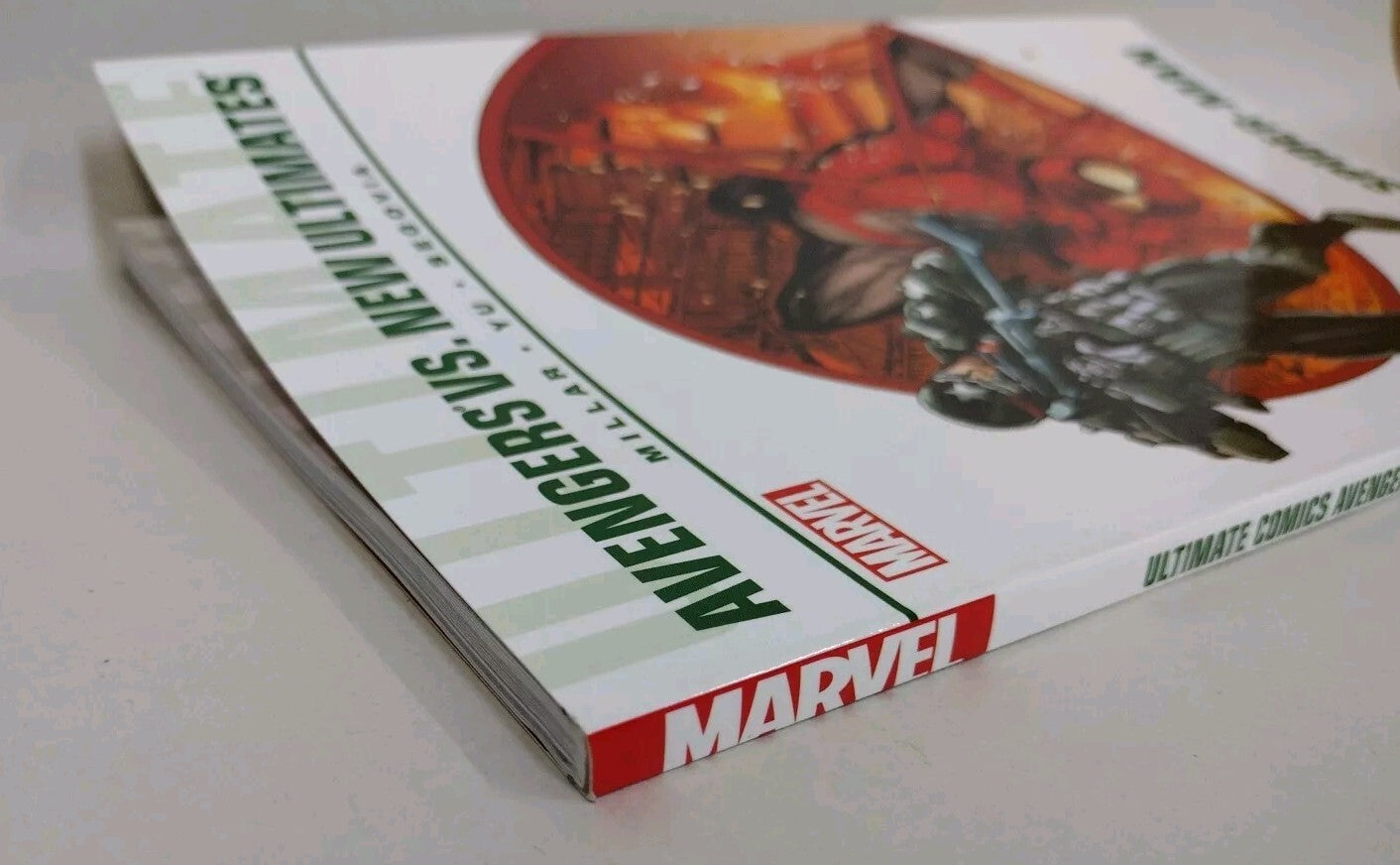 AVENGERS VS NEW ULTIMATES Death Of Spider-man (2011) TPB Mark Millar New 