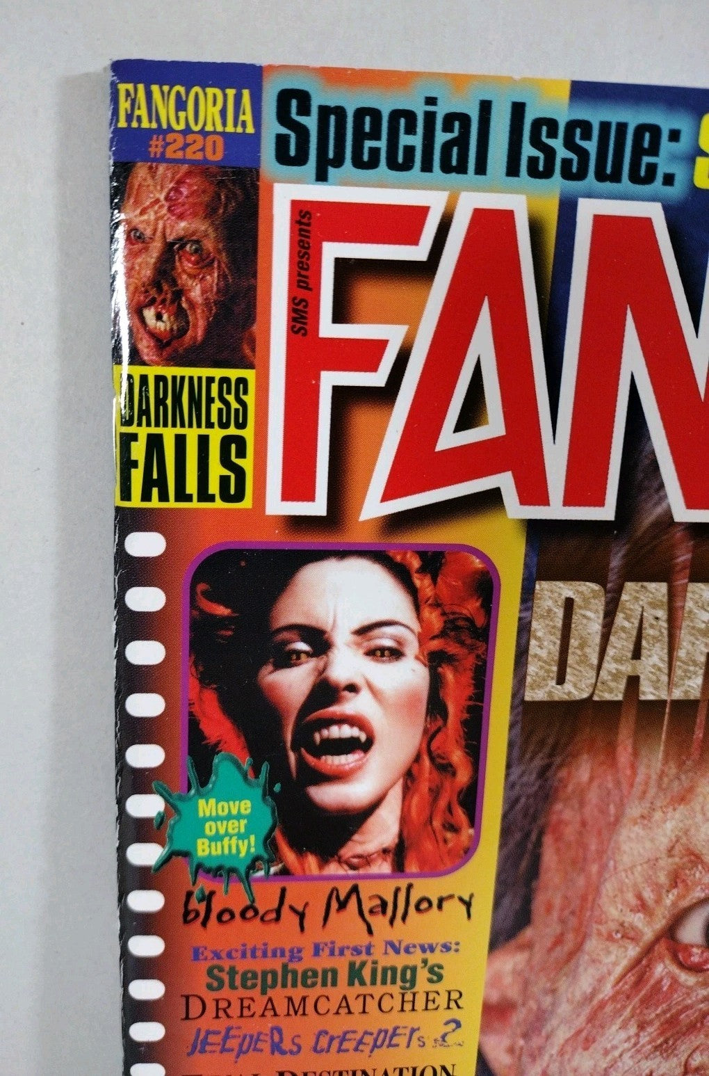 FANGORIA Magazine #220 (2003) Darkness Falls Jeepers Creepers 2 Dream Catcher NM