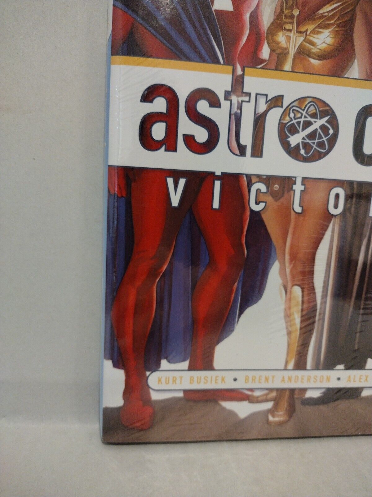 ASTRO CITY Victory (1999) Homage Comics HC Alex Ross Busiek Anderson New Sealed