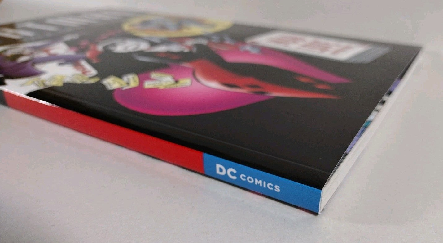 BATMAN: MAD LOVE And Otheer Stories DC Comics TPB SC Bruce Timm Paul Dini New