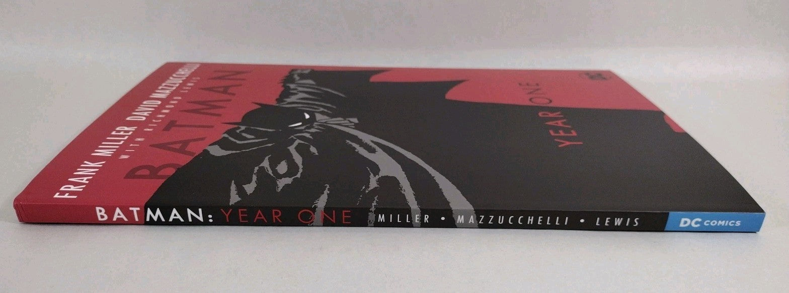 Batman Year One (2005) DC Comic TPB Frank Miller Mazzucchelli W Dent