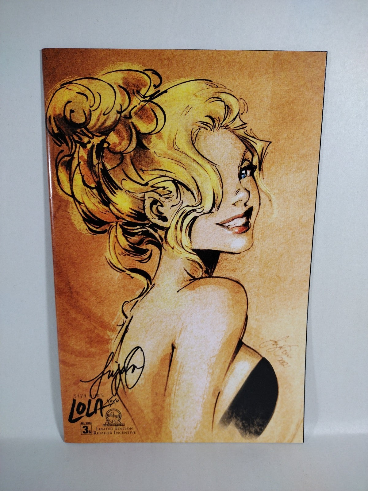 Lola XOXO (2014) Aspen Comic Lot Set 1 2 3 Signed (2017) 2 3 4 5 Siya Oum VF-NM