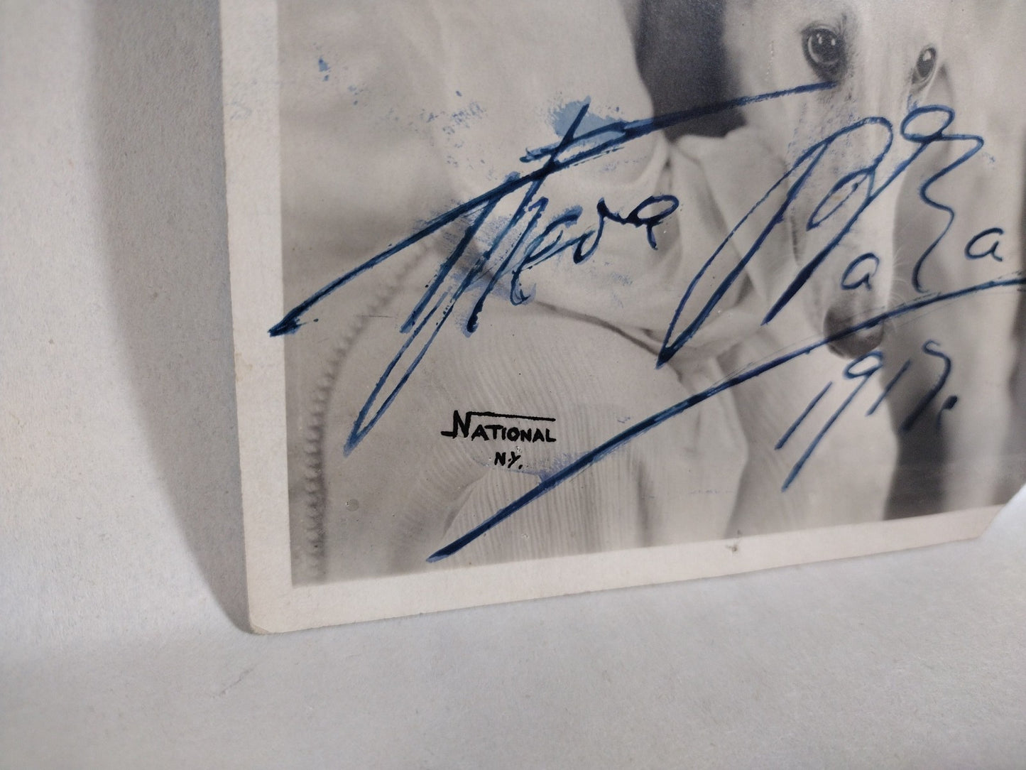 Theda Bara Vamp Silver Screen Actress 6 X 9" 1917 Sepia Photo Signed W JSA COA