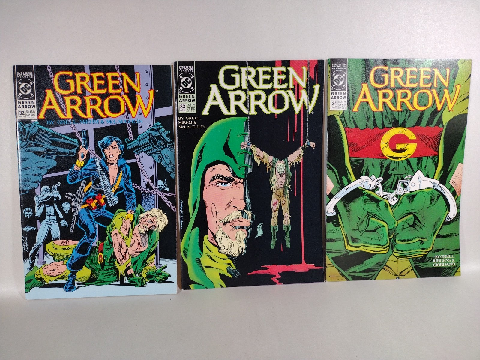 Green Arrow (1988) DC Comic Mike Grell 34 Issue Lot VF-NM
