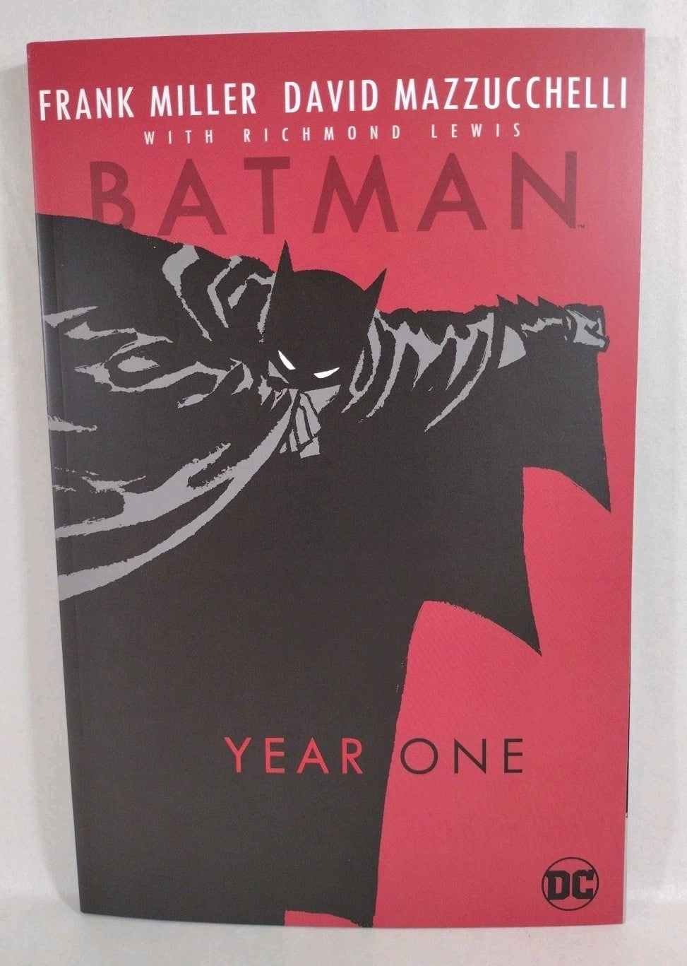Batman Year One (2005) DC Comic TPB Frank Miller Mazzucchelli W Dent