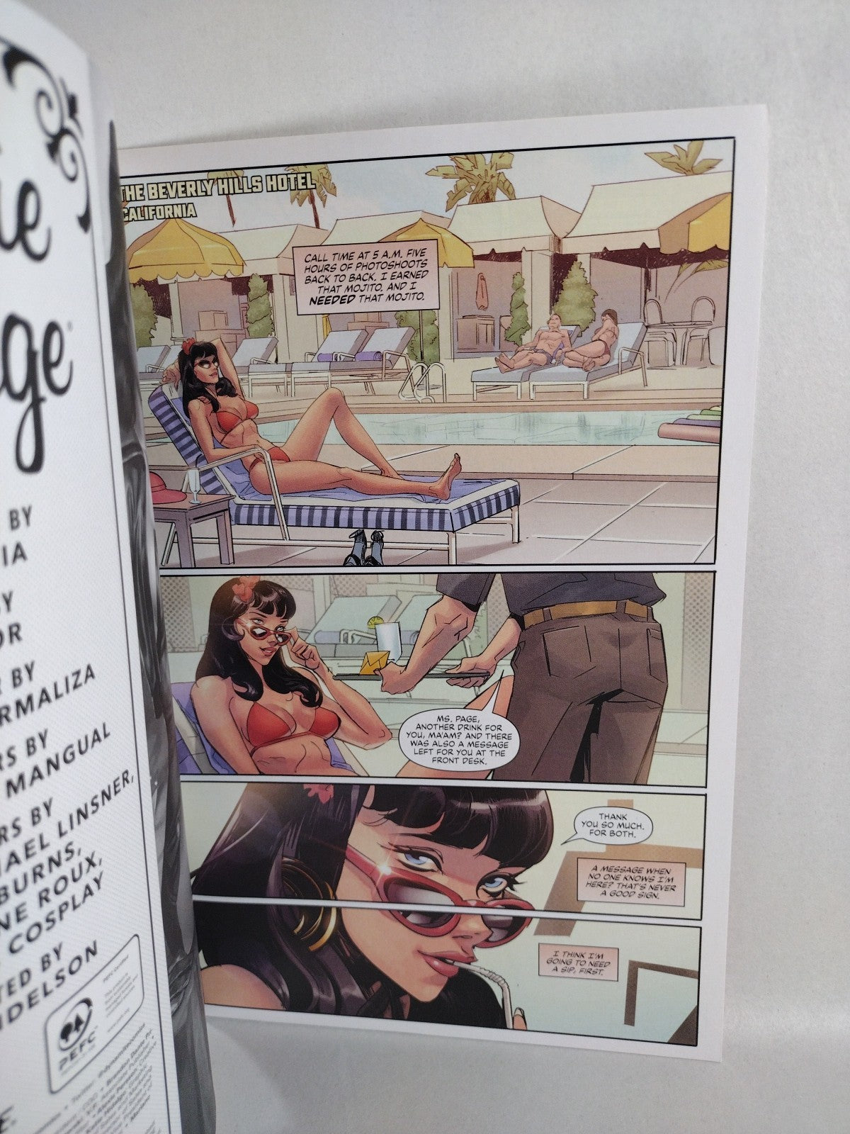 Bettie Page Alien Agenda #1 (2022) Dynamite Pink Blank Cover Variant Comic NM