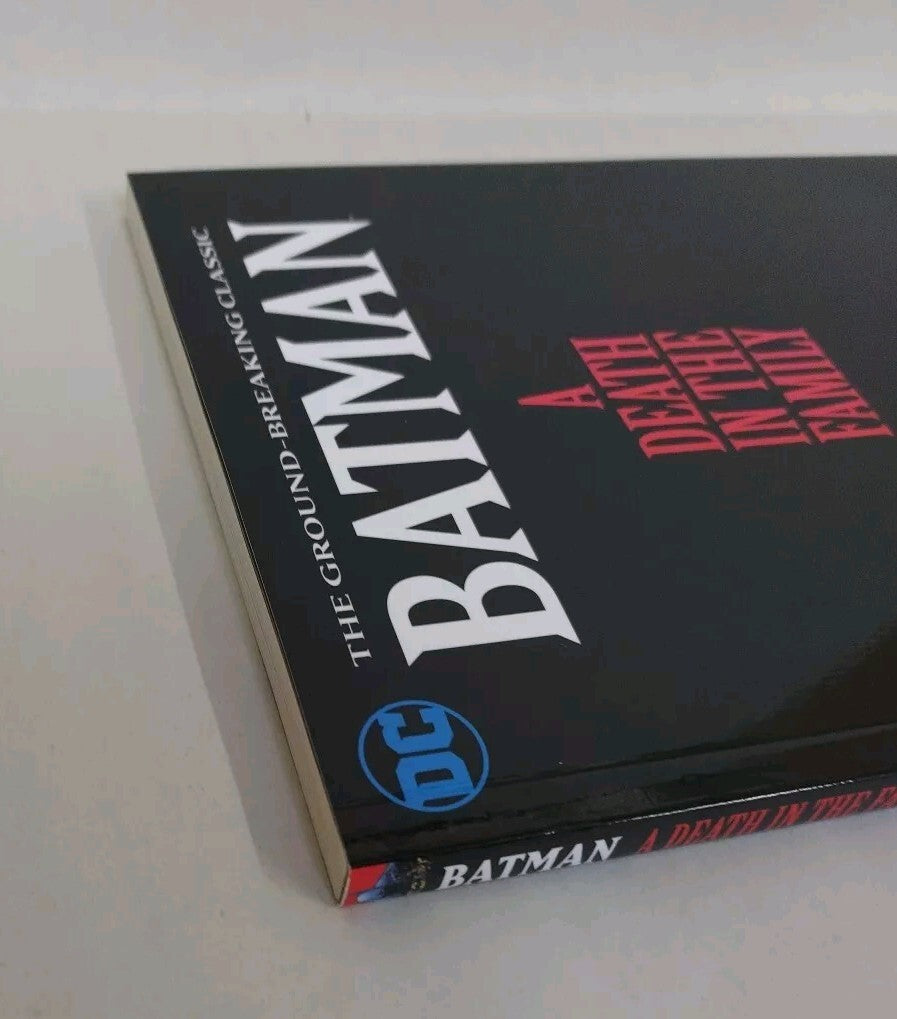 Batman: A Death in the Family DC Comics 2011 TPB Jim Starlin Marv Wolf man SC 