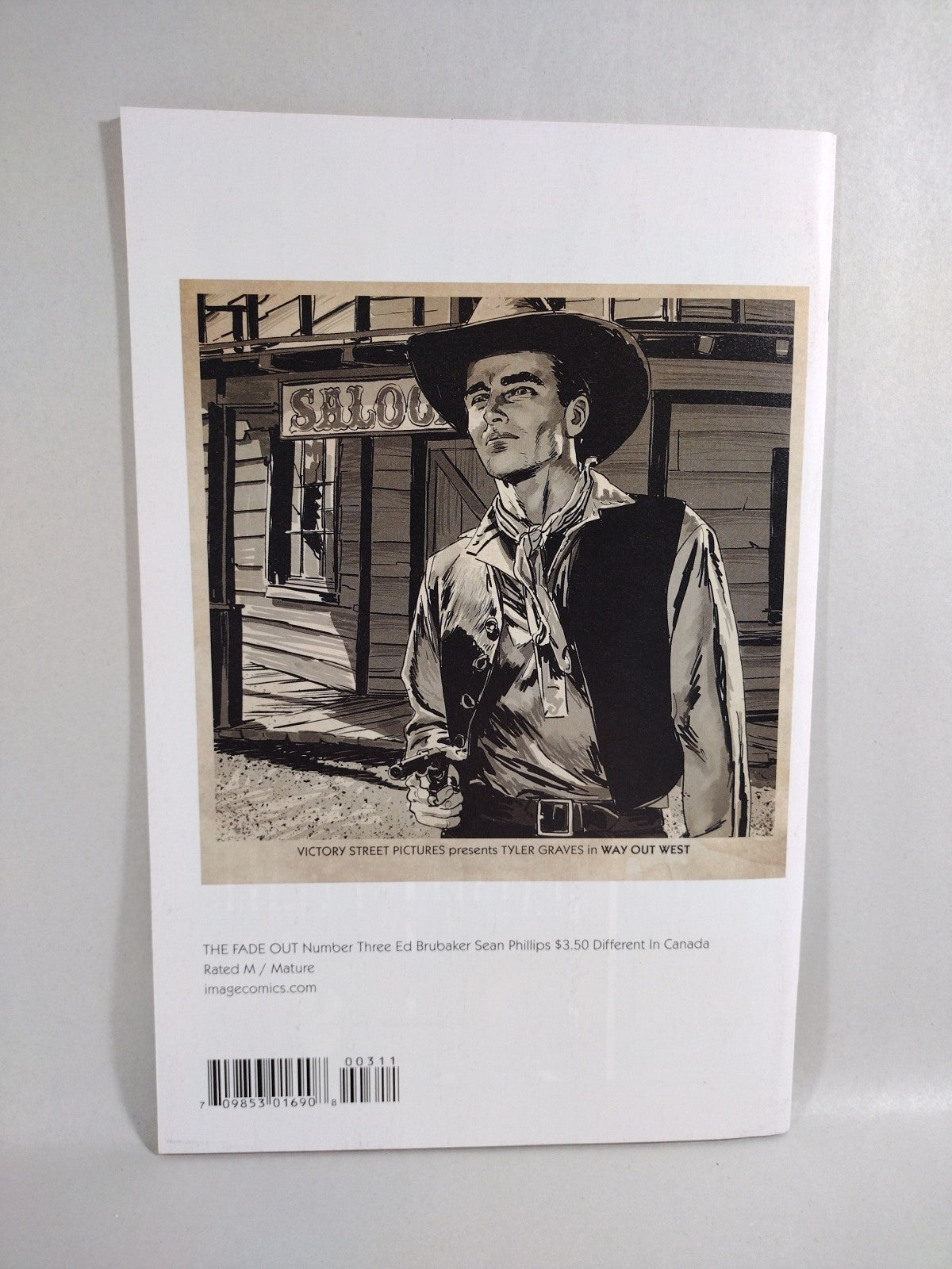 Fade Out (2014) Image Comic Lot #1 2 3 4 5 + Signed Brubaker Phillips Sticker NM