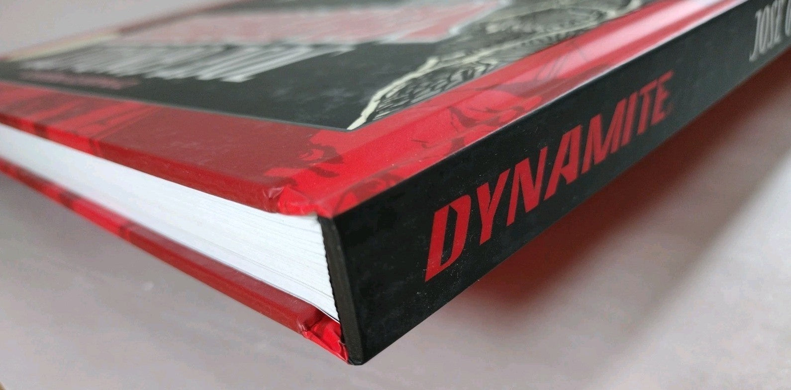 Jose Gonzalez VAMPIRELLA Art Edition Large 21x15" Dynamite HC New W Carton