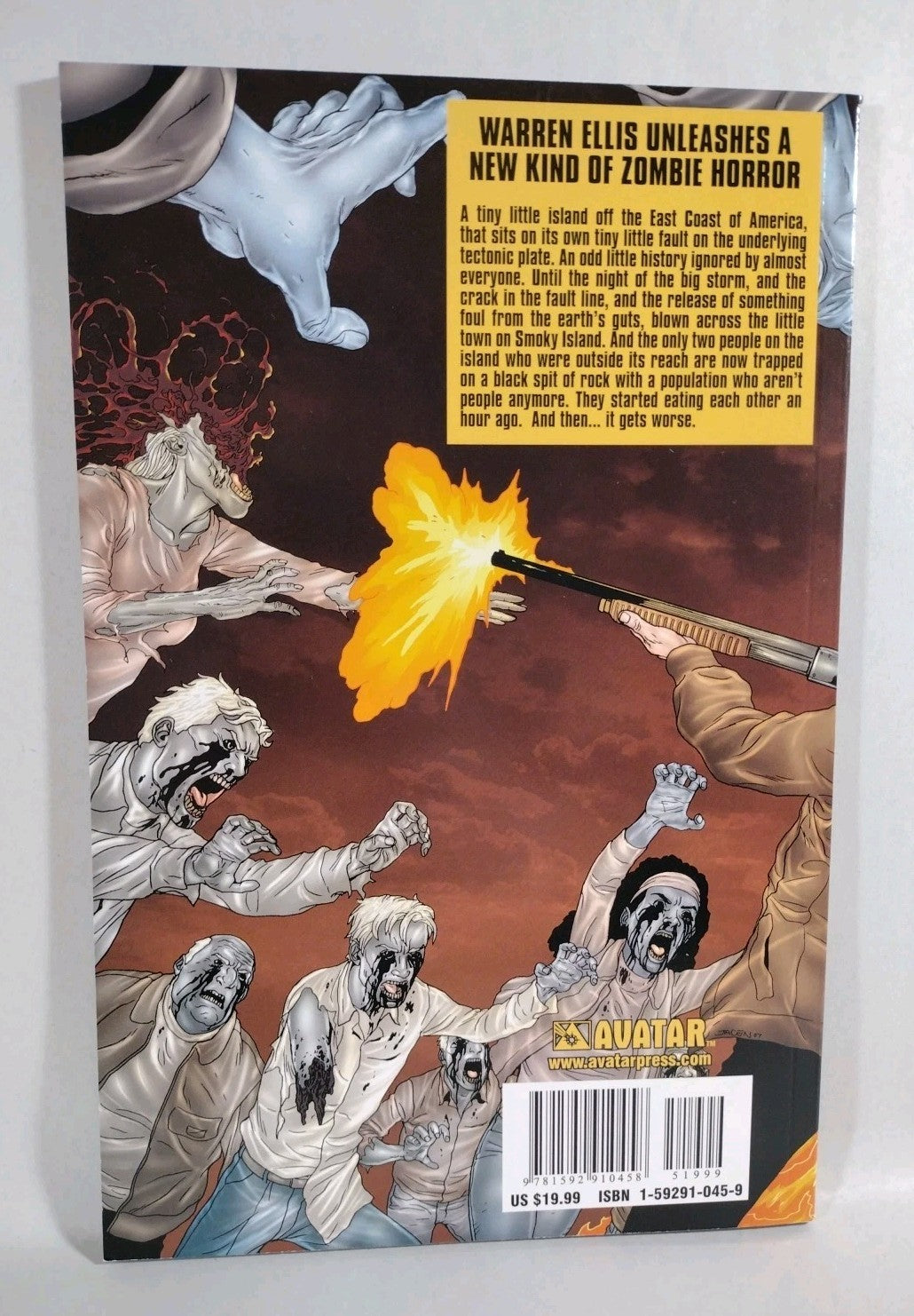 Warren Ellis Black Gas (2007) Avatar Press TPB SC Island Zombie Horror New