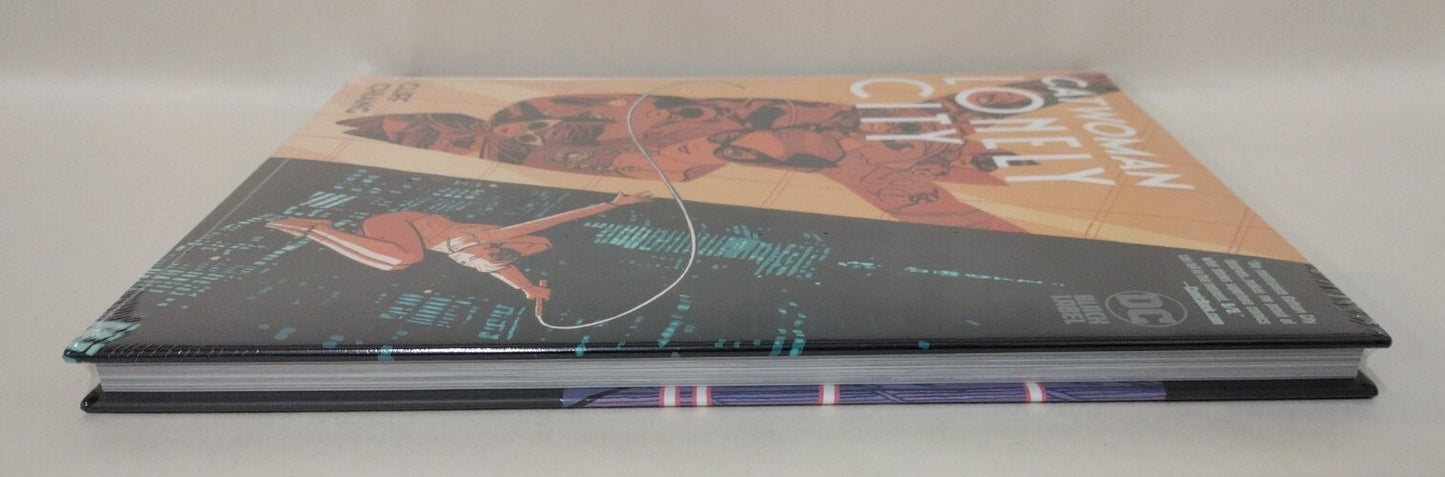 Catwoman Lonely City (2022) DC Hardcover Cliff Chiang New Sealed