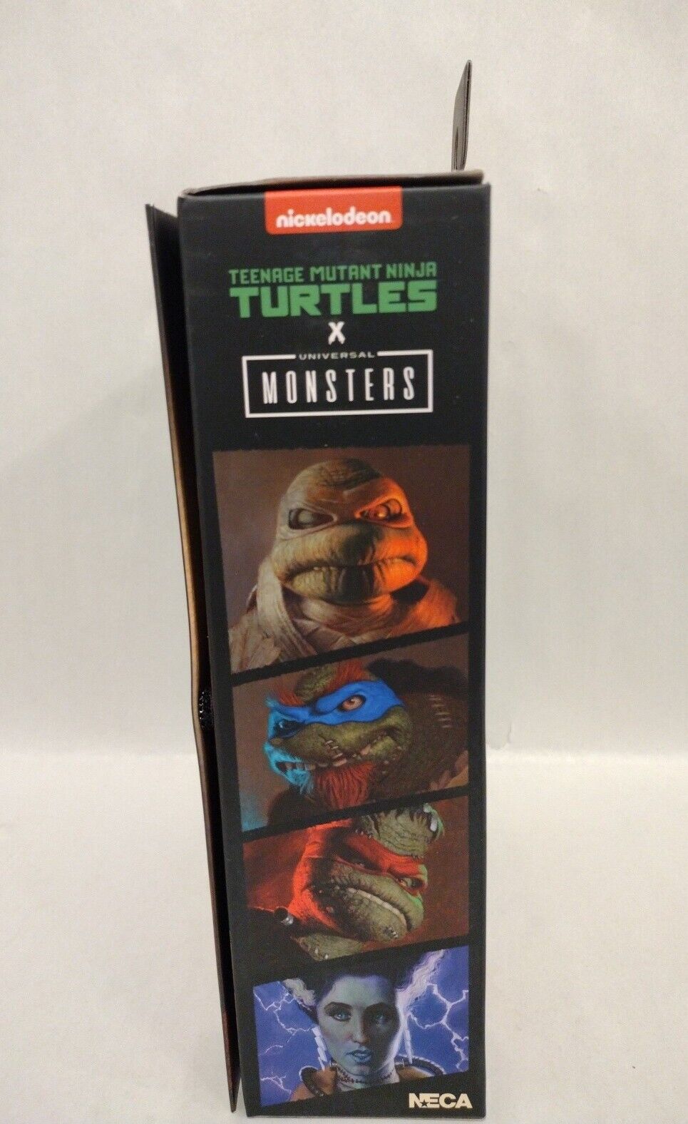 NECA Universal Monsters x Teenage Mutant Ninja Turtles Michelangelo as The Mummy